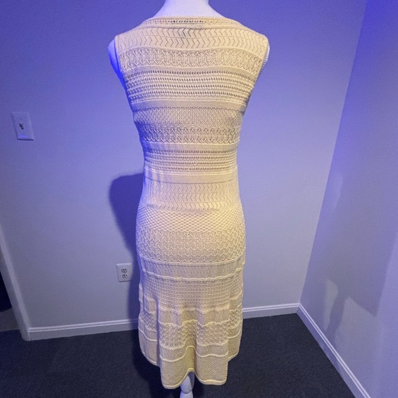 Ralph Lauren yellow knit/crochet dress - Picture 4 of 7
